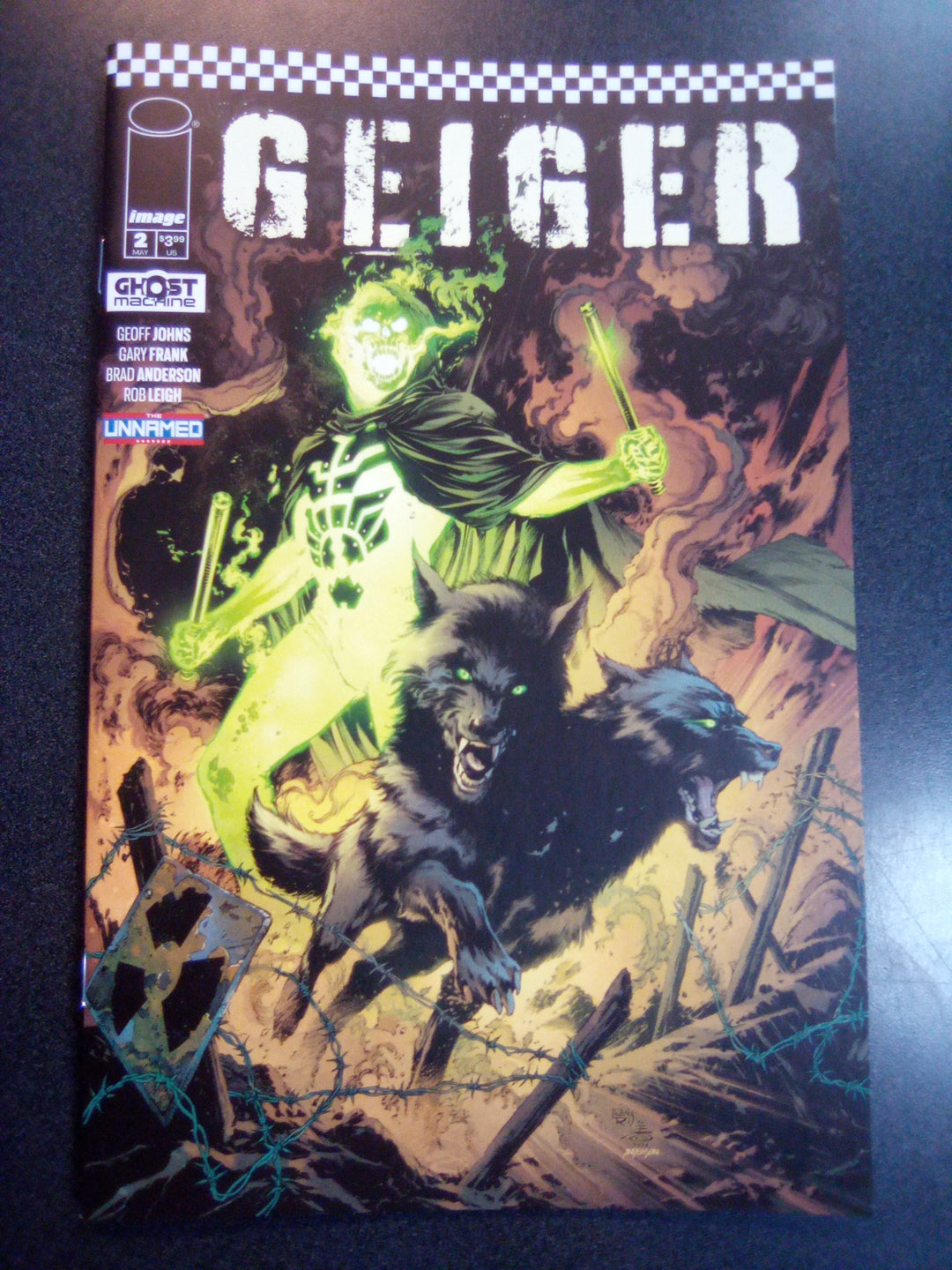 Geiger #2 (2024) Cover B Ivan Reis & Danny Miki Variant