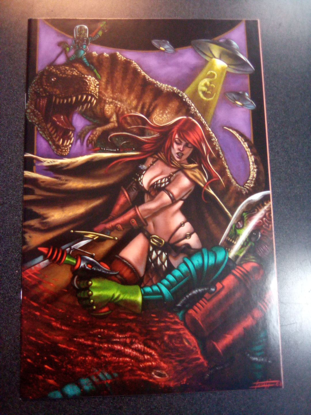 Mars Attacks Red Sonja #2 1:30 Strati Virgin Variant