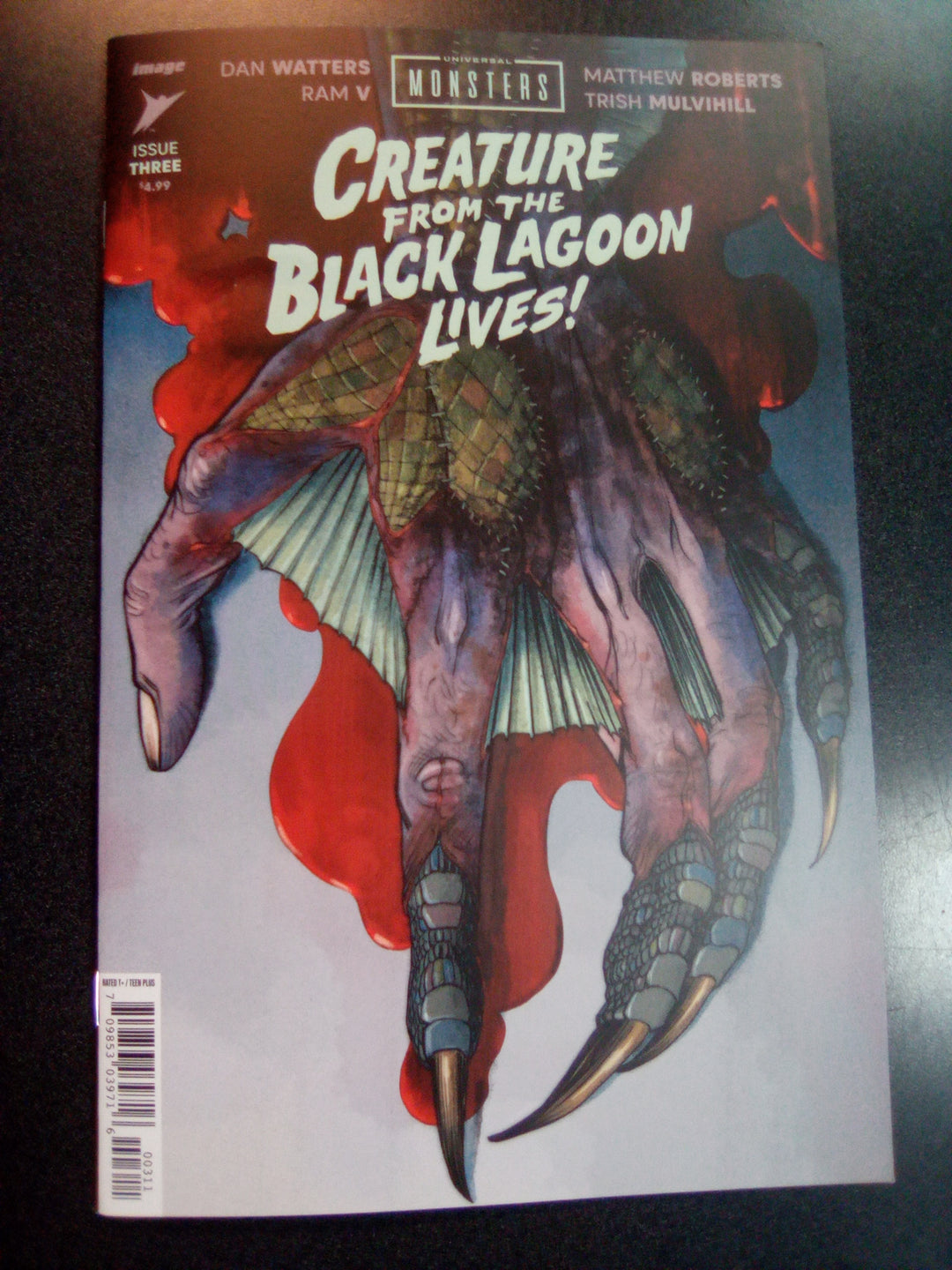 Universal Monsters Creature From The Black Lagoon Lives #3 (Of 4) Cover A Matthew Roberts