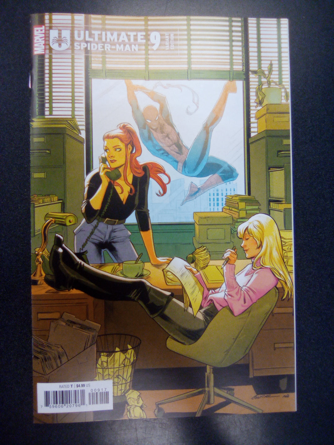 Ultimate Spider-Man #9 1:25 Carmen Carnero Variant
