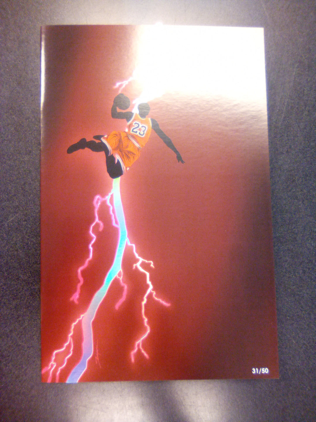 Fame: Michael Jordan Return of the G.O.A.T. Sheldon Bueckert Virgin Spot Foil Variant (LTD to 50)