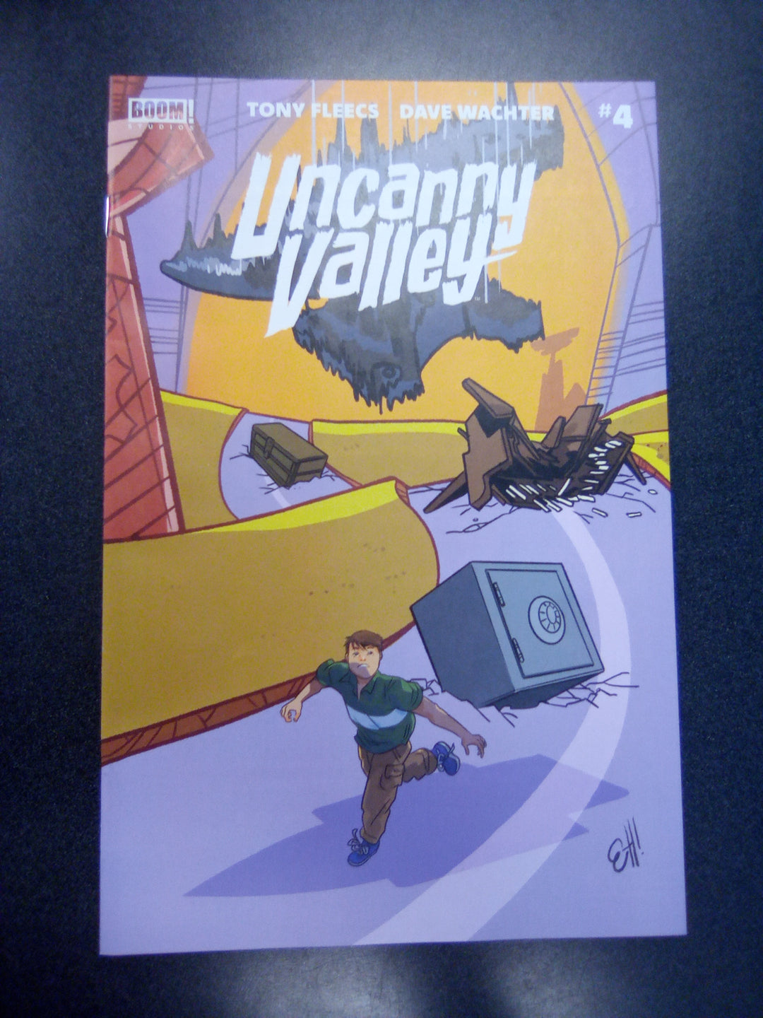 Uncanny Valley #4 (Of 6) Cover B Henderson