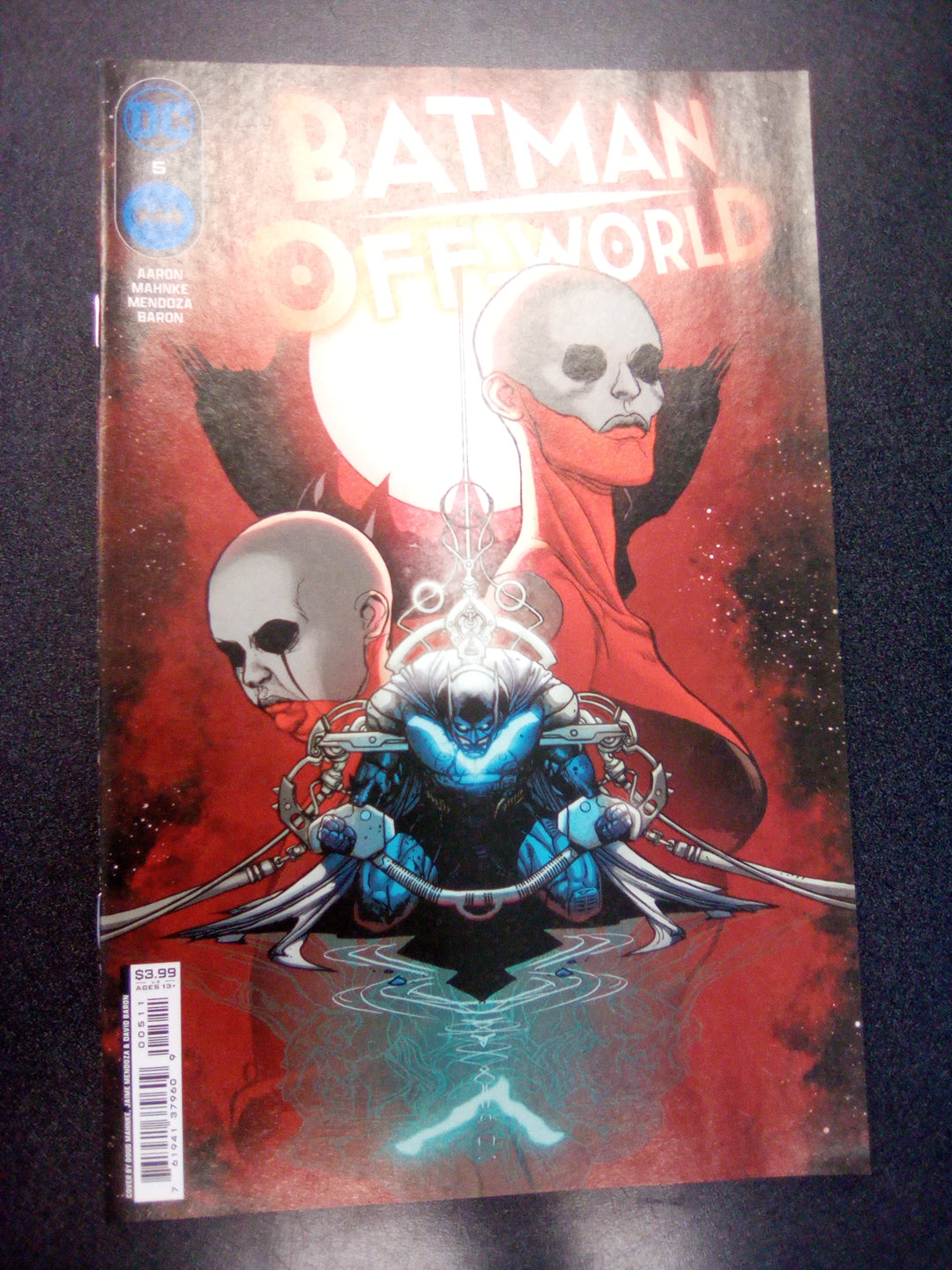 Batman Off-World #5 (Of 6) Cover A Doug Mahnke & Jaime Mendoza