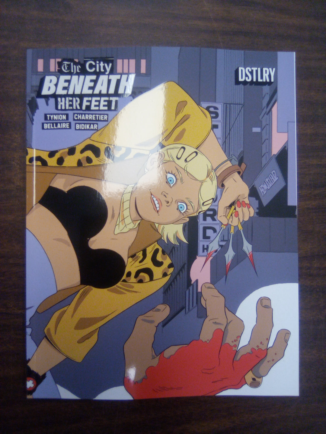 City Beneath Her Feet #1 Cover D 25 Copy Variant Edition Zarcone (Mature)