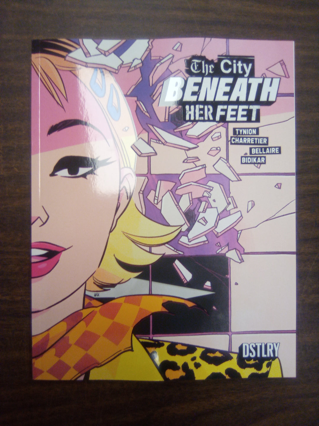 City Beneath Her Feet #1 Cover C 10 Copy Variant Edition Wu (Mature)