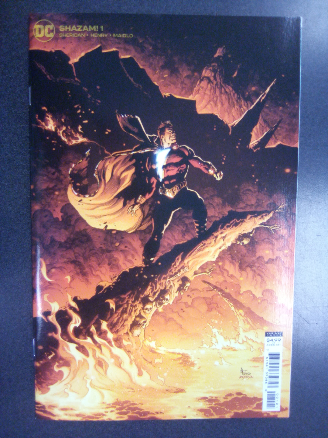Shazam #1 Cover B Cardstock Frank Variant