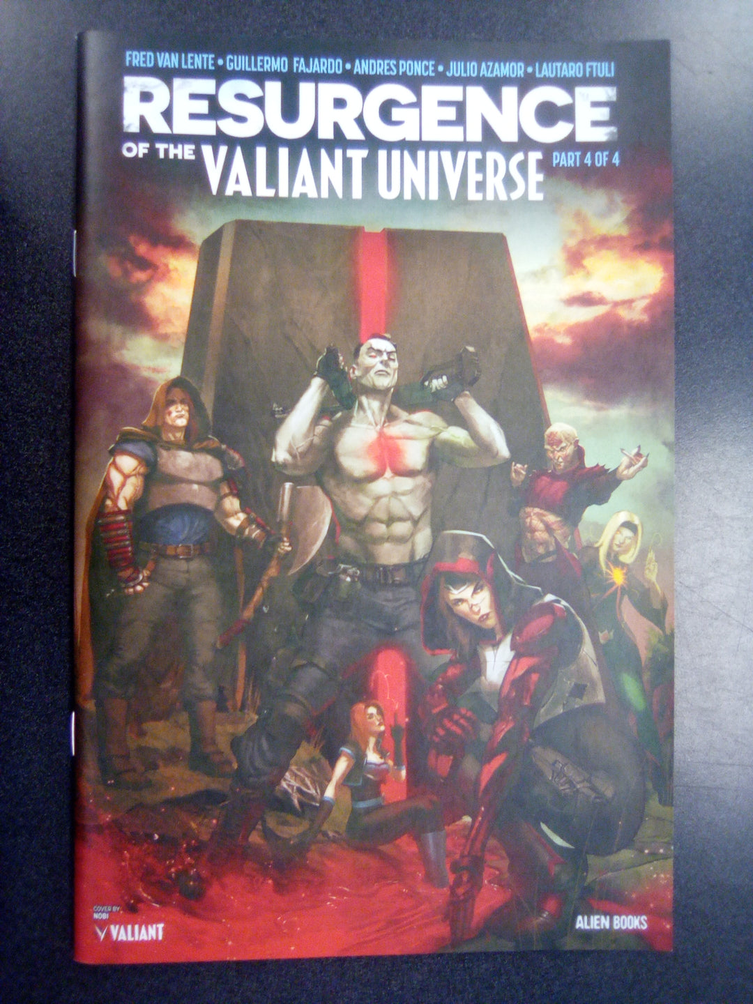 Resurgence of the Valiant Universe #4 (Of 4) Cover B Nobi