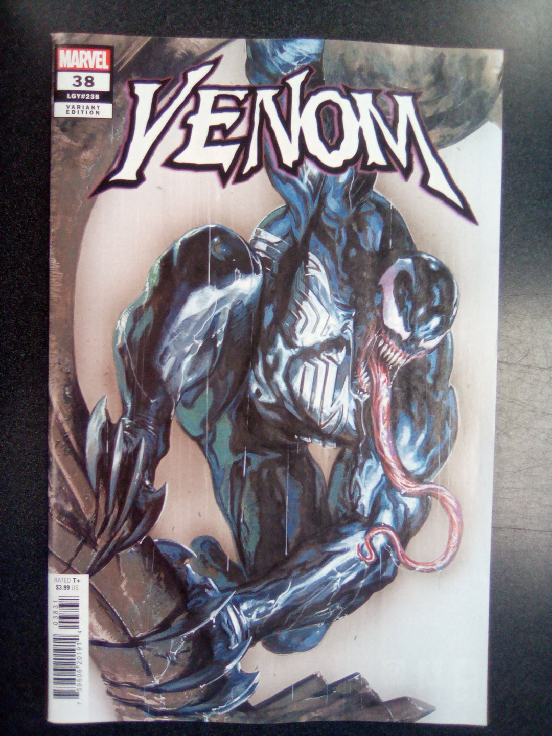 Venom #38 Gabriele Dell'Otto Variant [Vw]