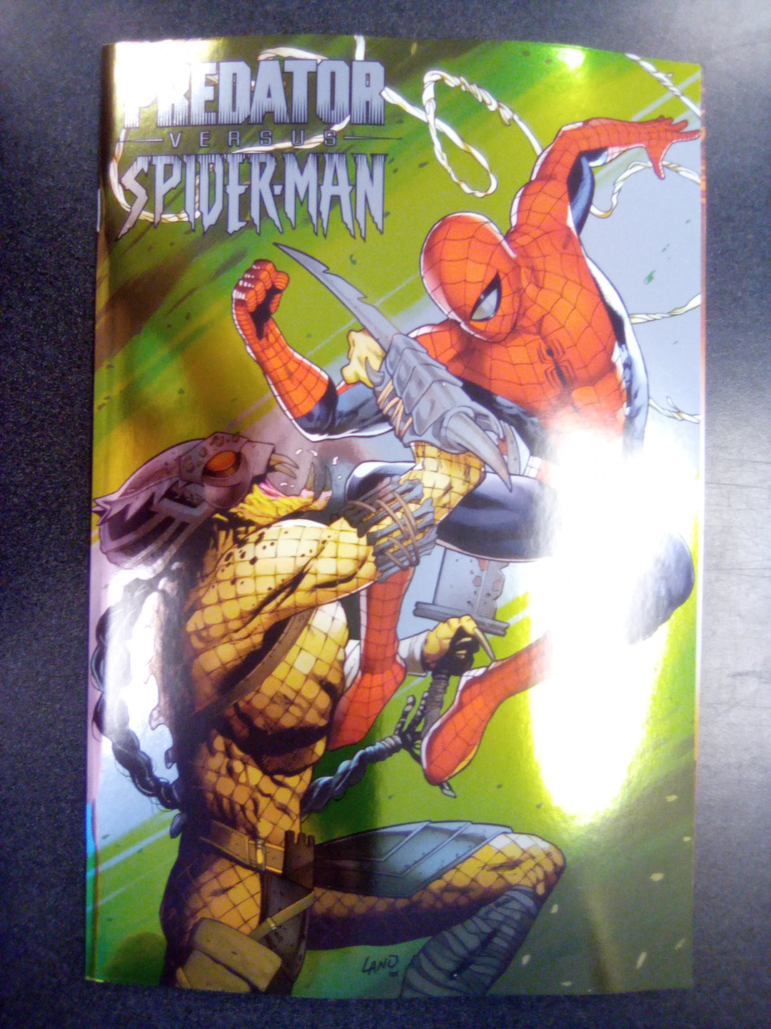 Predator vs Spider-Man #1 (Of 4) Greg Land Foil Variant