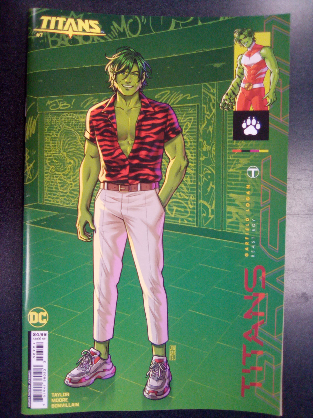 Titans #7 Cover B Jen Bartel Card Stock Variant