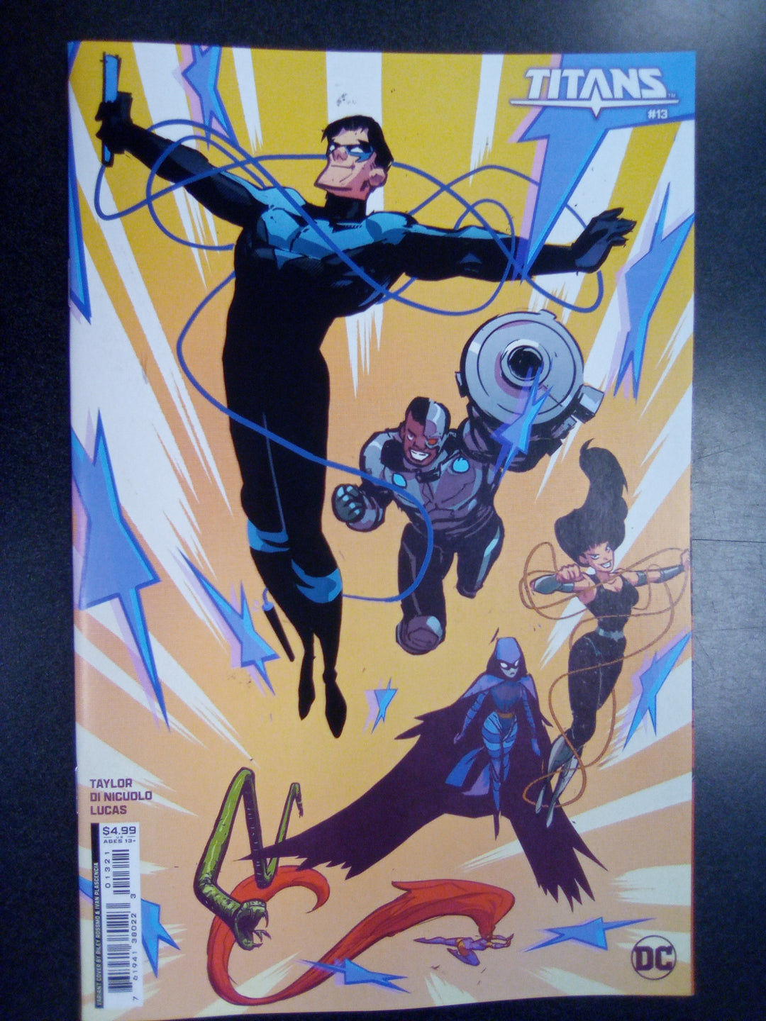 Titans #13 Cover C Riley Rossmo Card Stock Variant