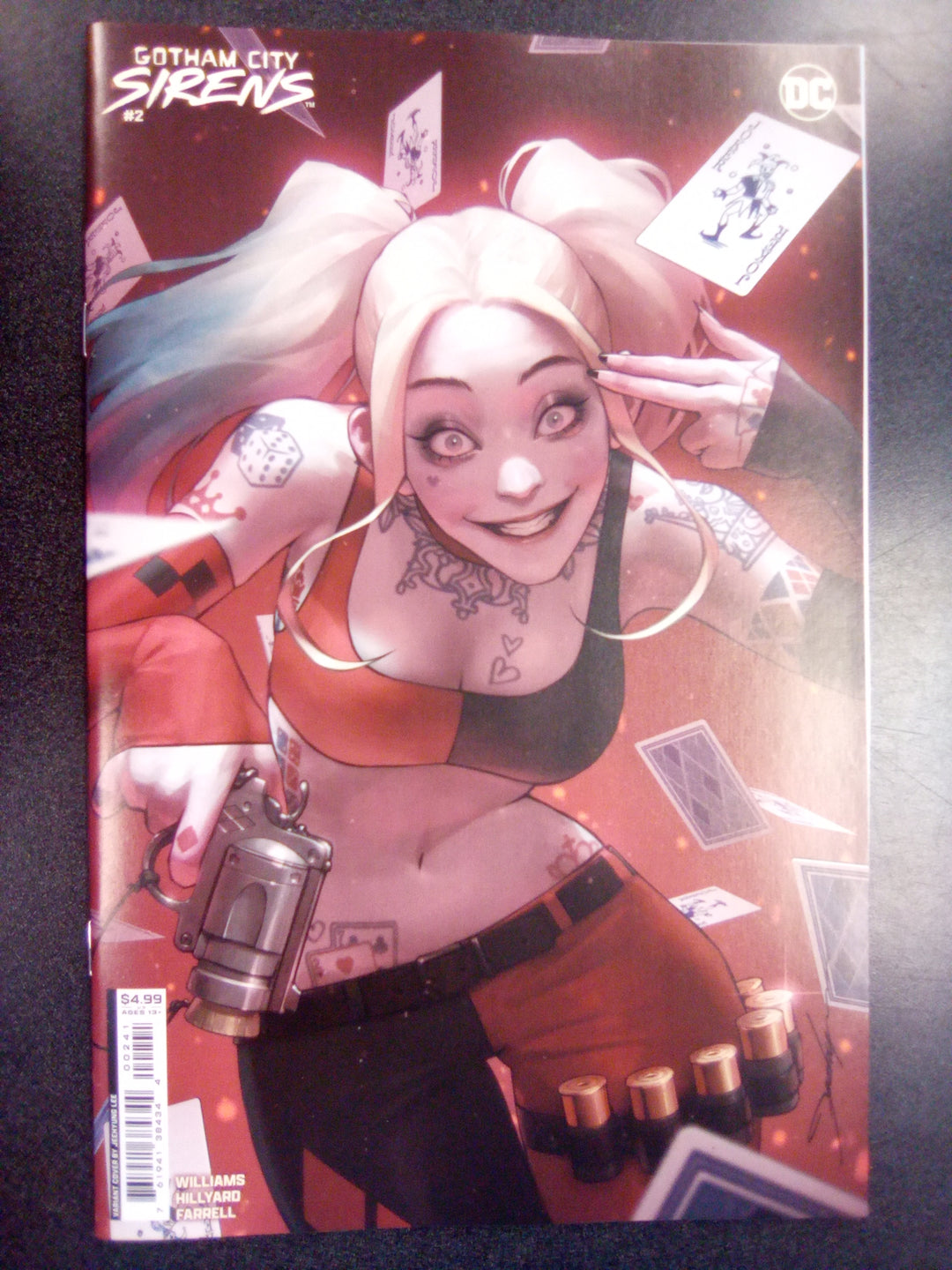 Gotham City Sirens #2 (Of 4) Cover C Jeehyung Lee Card Stock Variant