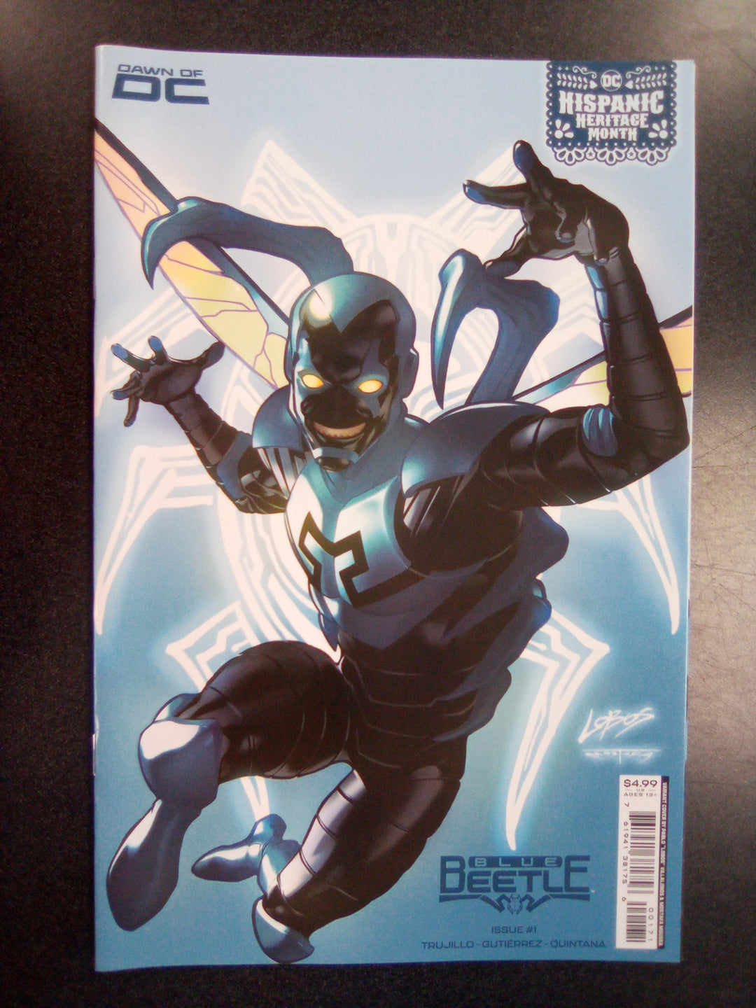 Blue Beetle #1 Cover D Pablo Villalobos Hispanic Heritage Month Card Stock Variant