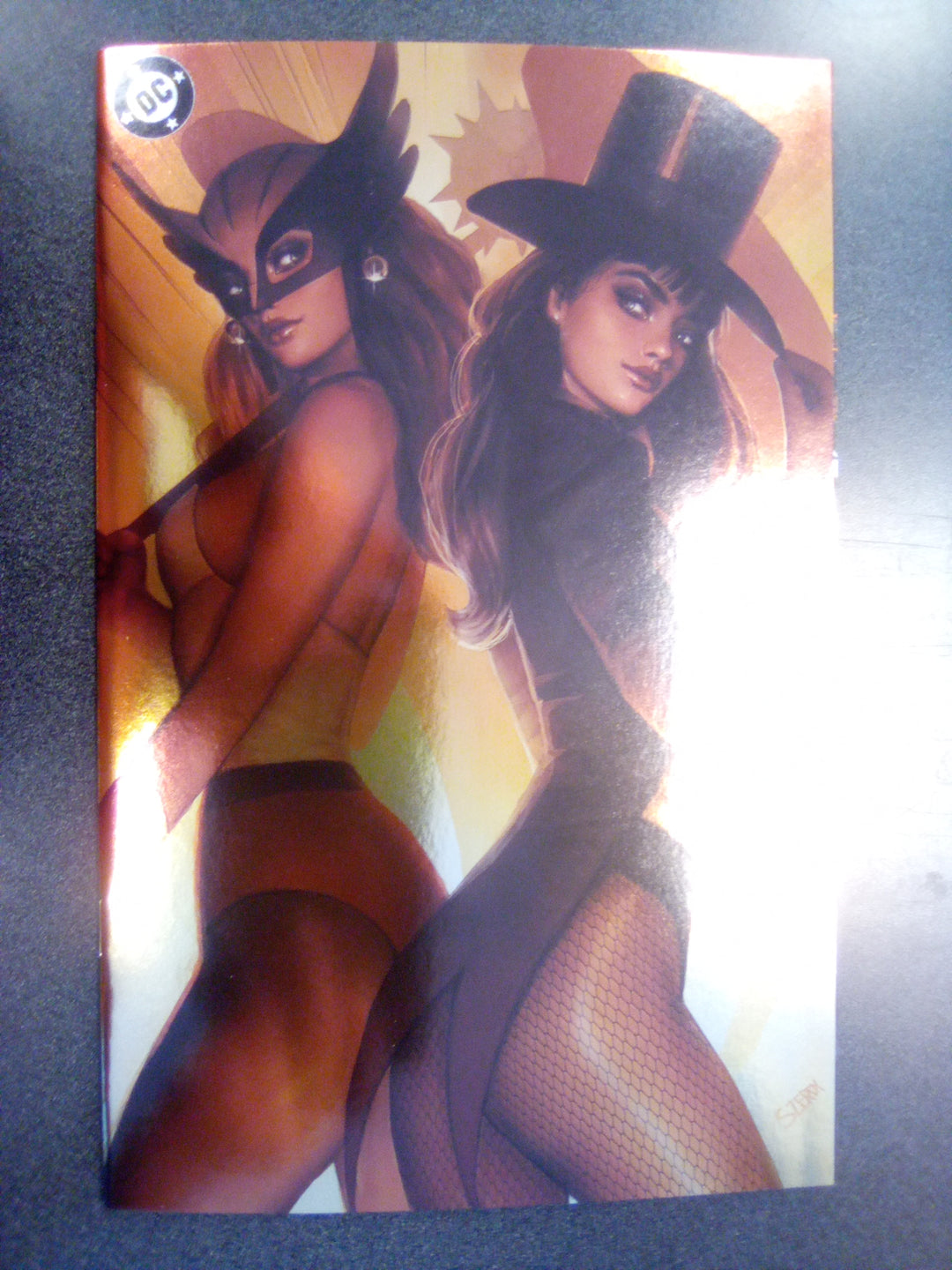 Justice League Unlimited #5 Nathan Szerdy Gold Foil Virgin Variant