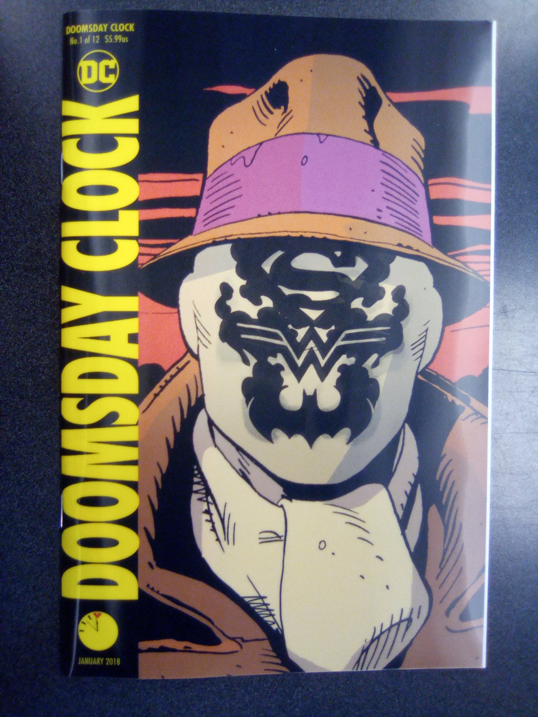 Doomsday Clock #1 (Of 12) Lenticular Variant Edition