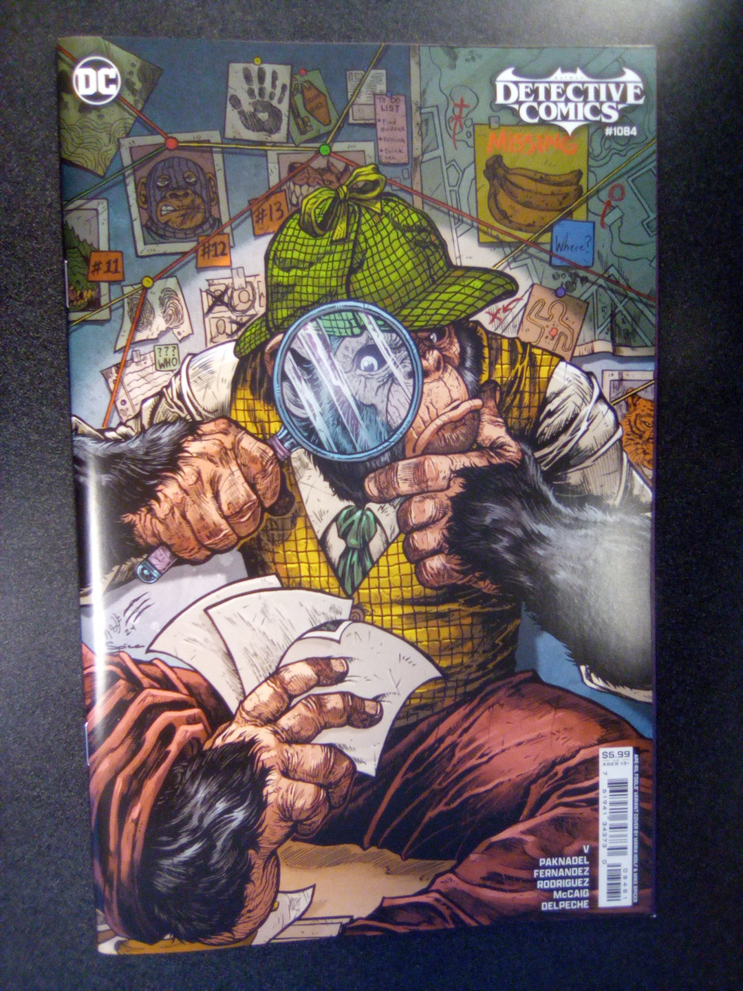 Detective Comics #1084 Cover E Maria Wolf April Fools Detective Chimp Card Stock Variant