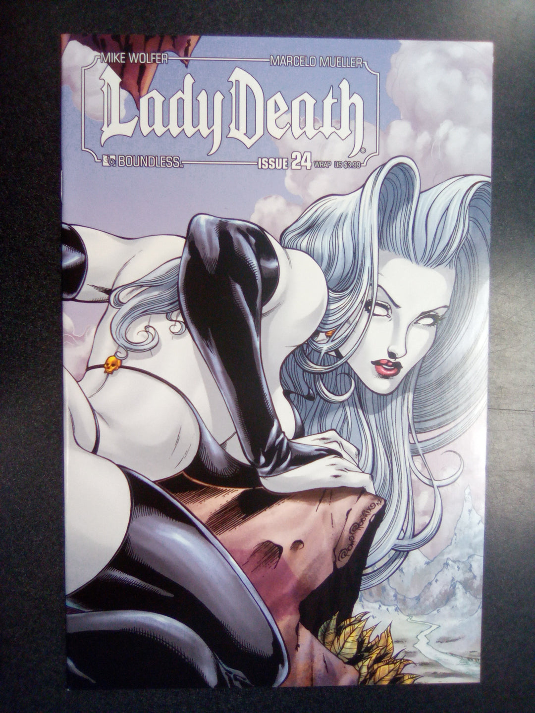 Lady Death #24 (2012) Wraparound Variant