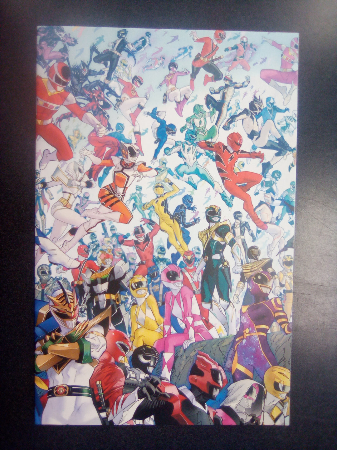 Mighty Morphin #2 (2020) 1:10 Dan Mora Every Ranger Ever Variant