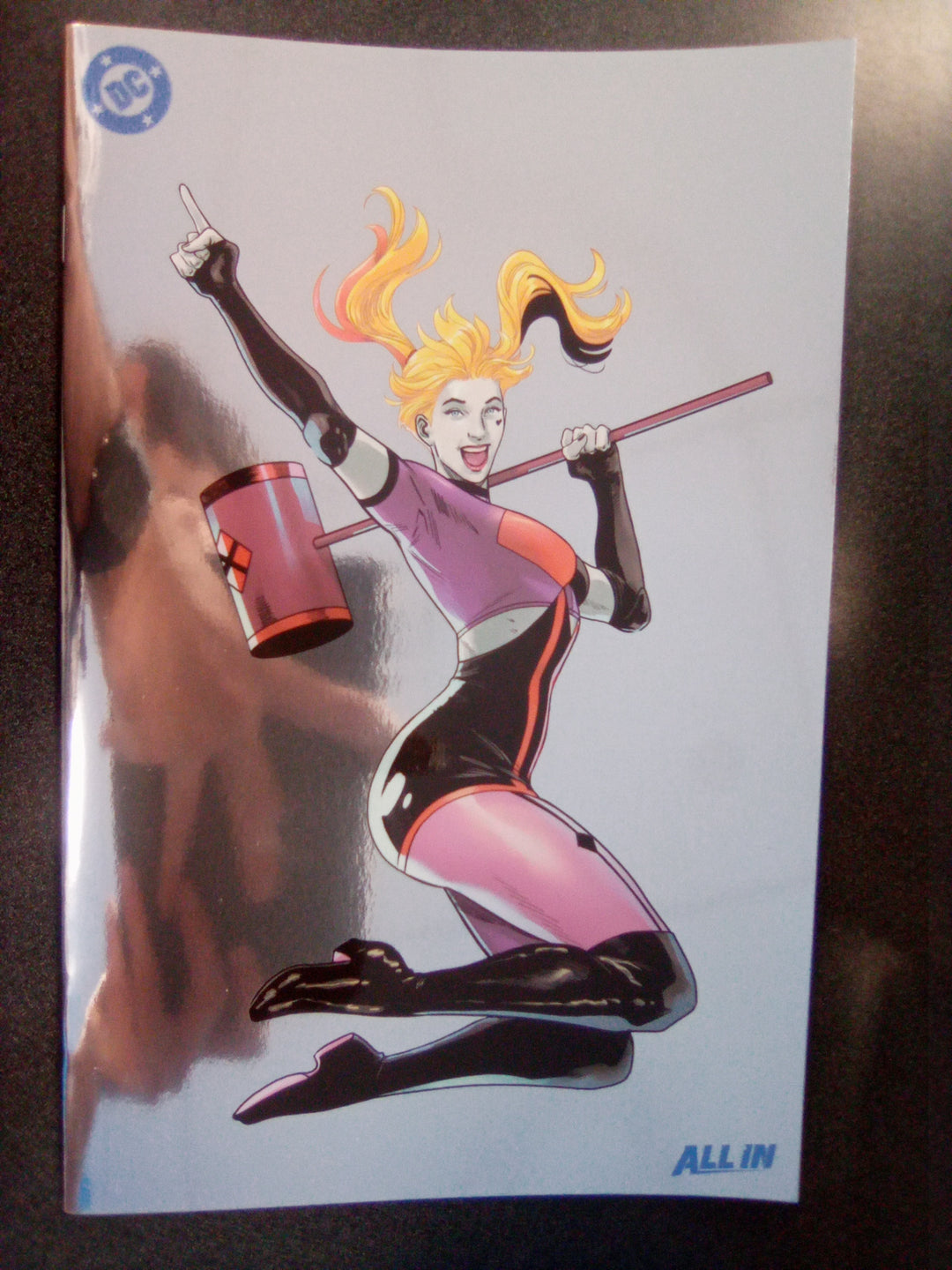 Harley Quinn #44 Cover E Daniel Sampere All In Foil Variant