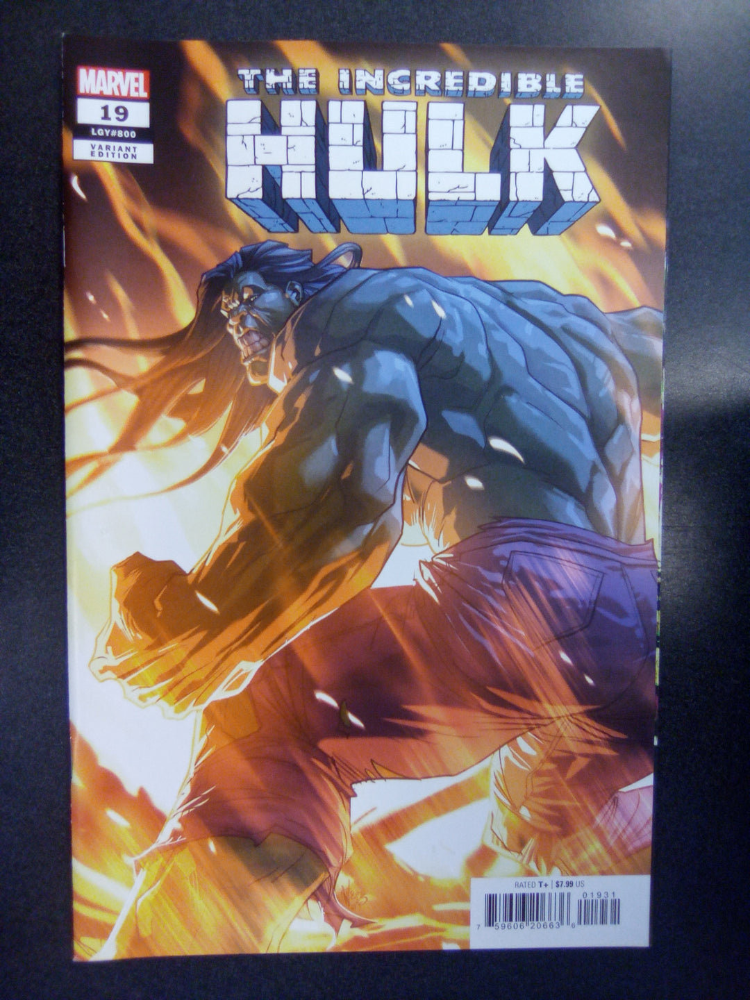 Incredible Hulk #19 Pete Woods Variant