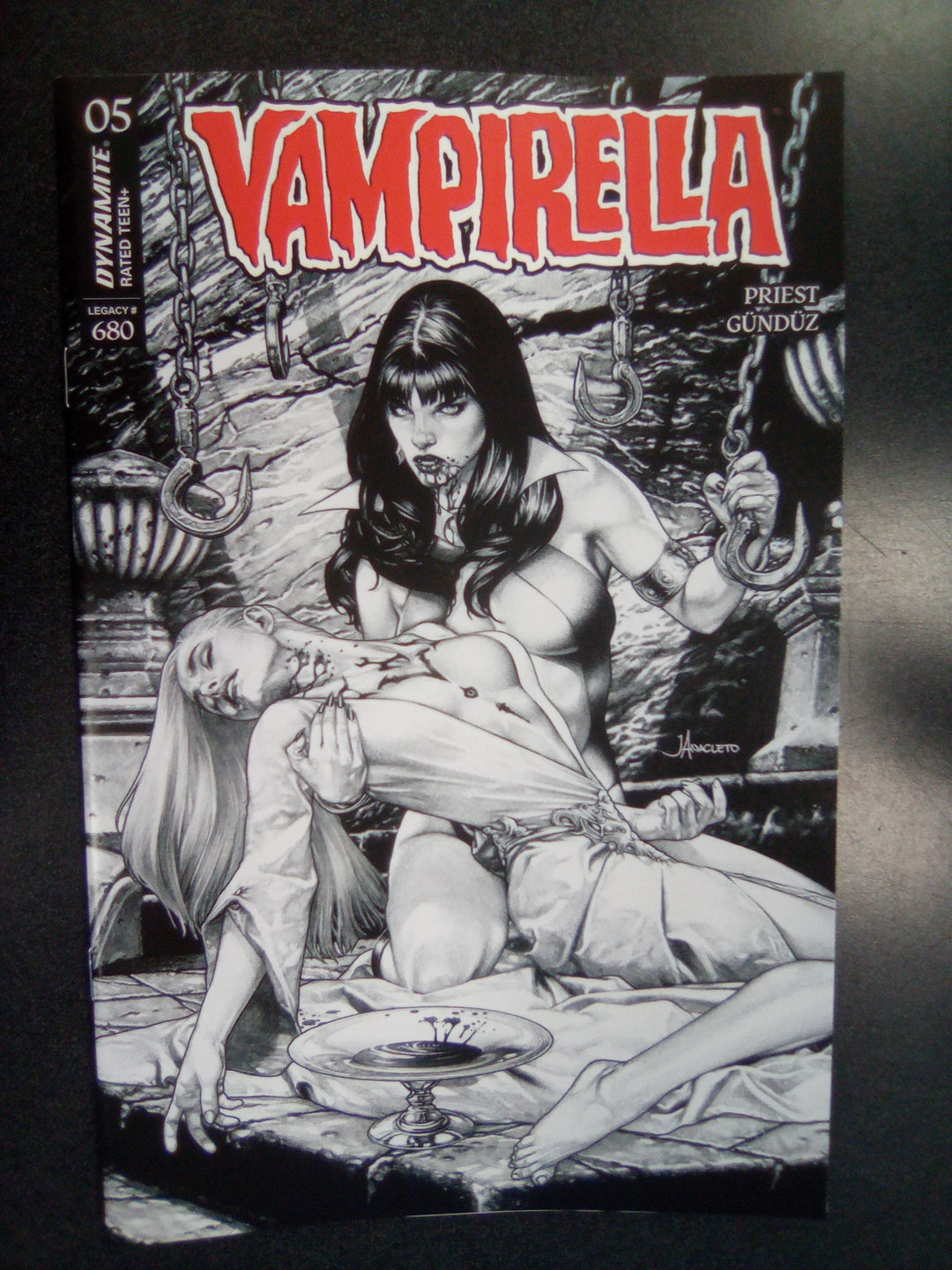 Vampirella (2025) #5 Cover J 1:15 Jay Anacleto Black & White Variant
