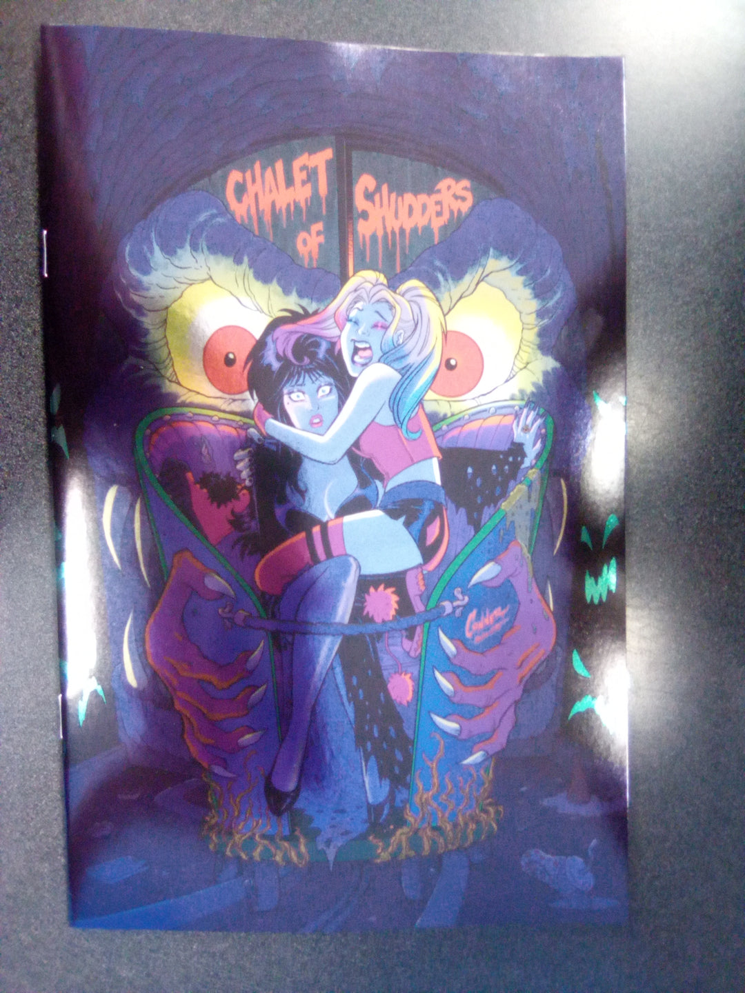 Harley Quinn X Elvira #1 Cover R Inc 1:20 Amanda Conner Foil Full Art Variant