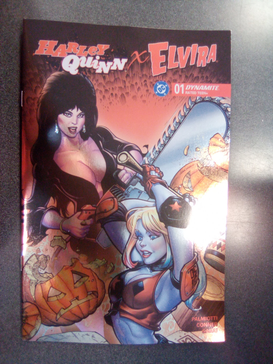 Harley Quinn X Elvira #1 Cover Z 1:10 Chad Hardin Foil Foc Bonus Variant