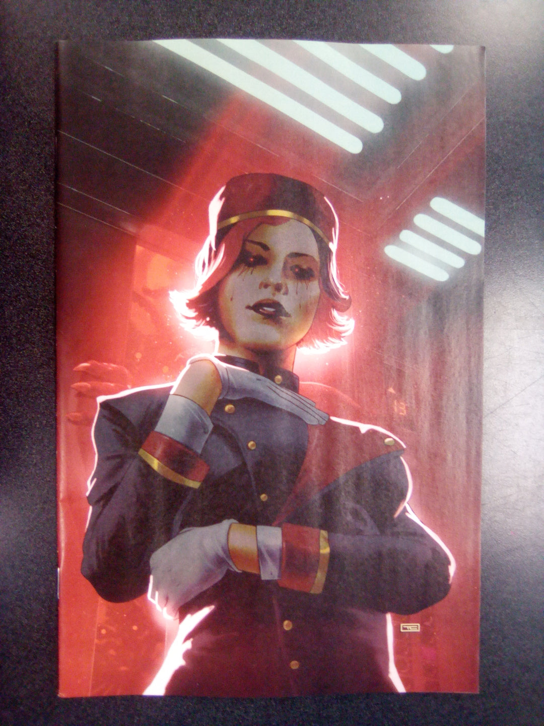 Hello Darkness #15 E 1:20 Variant Edition Boom 20th Anniversary Variant (Clarke)