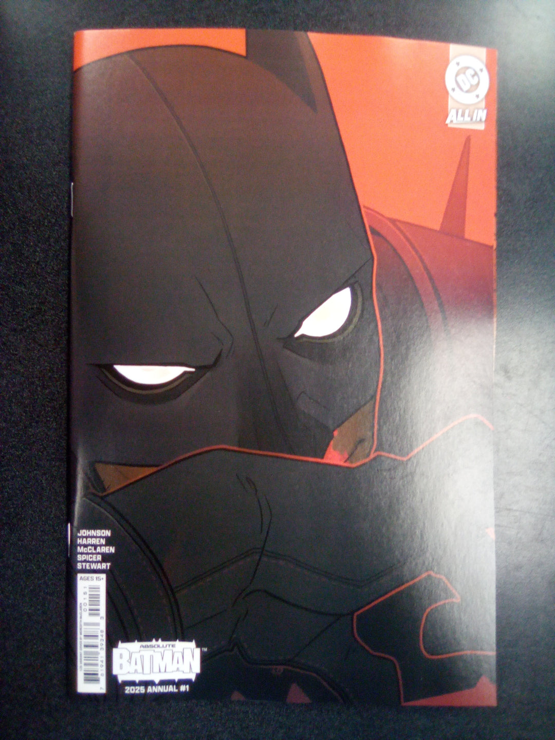 Absolute Batman 2025 Annual #1 Cover E 1:25 Meredith Mcclaren Variant