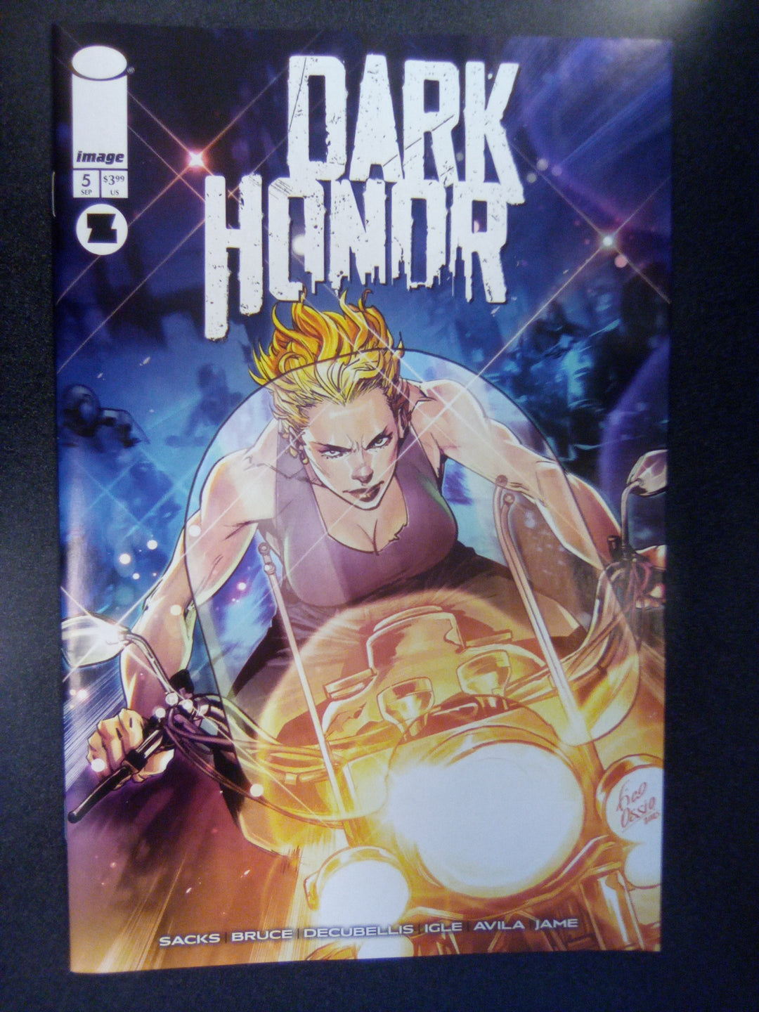 Dark Honor #5 Cover A Fico Ossio