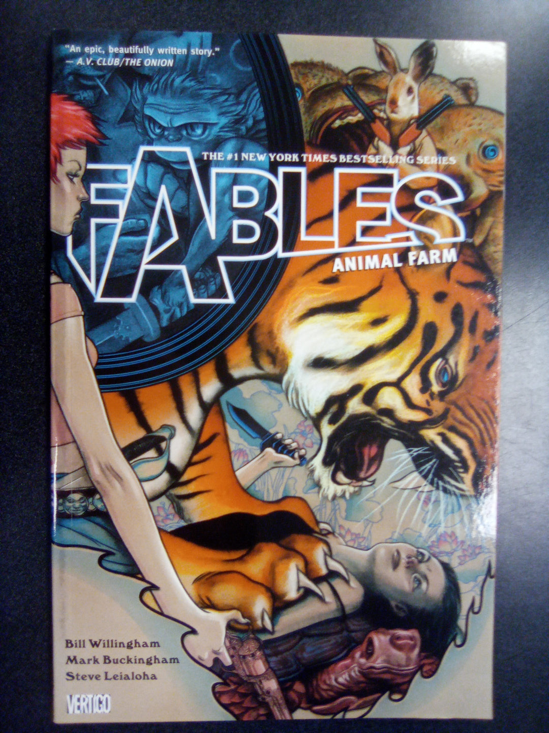 Fables Vol. 2 Animal Farm TPB - Used (Like New)