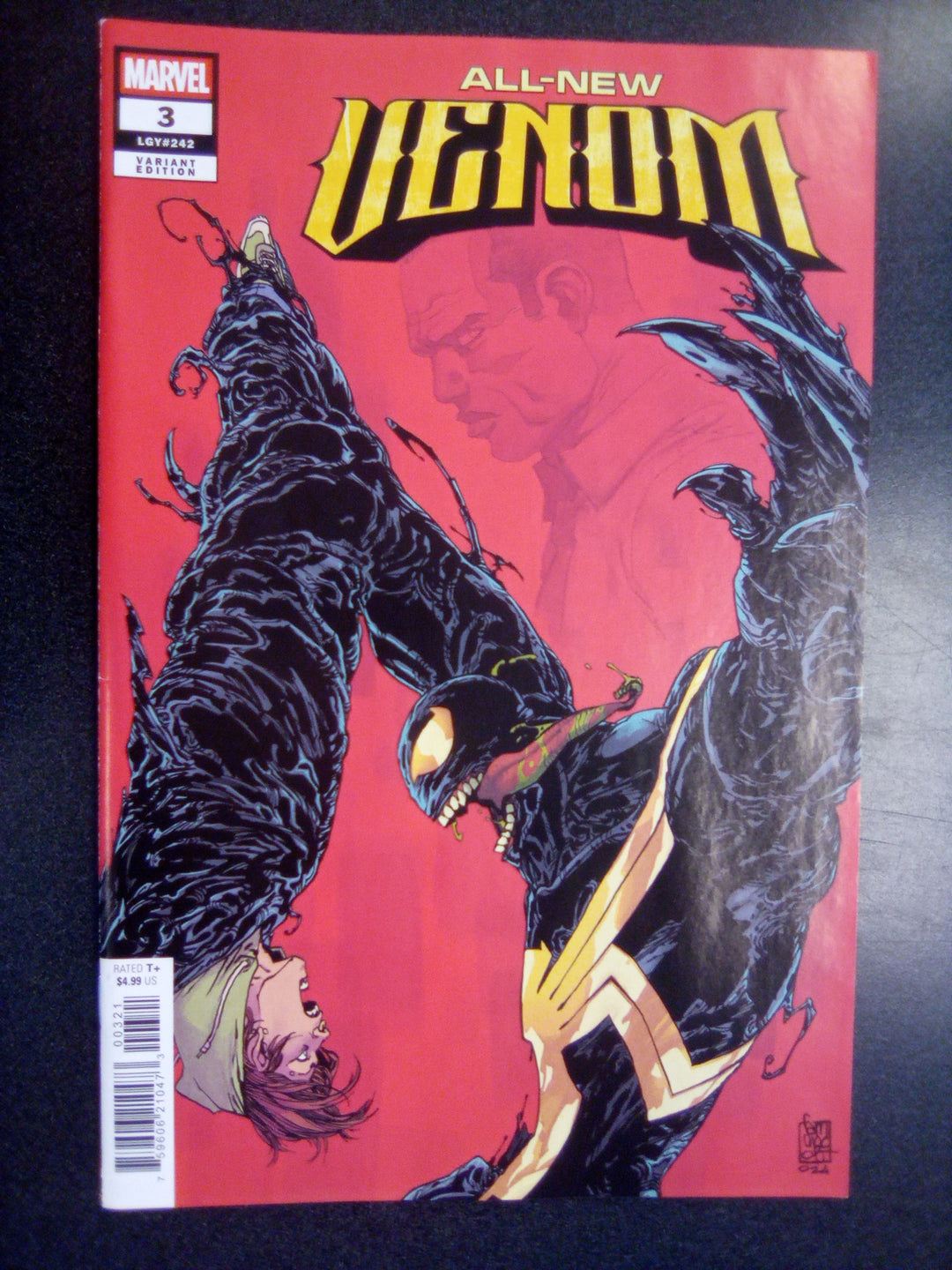 All-New Venom #3 Giuseppe Camuncoli Connecting Variant