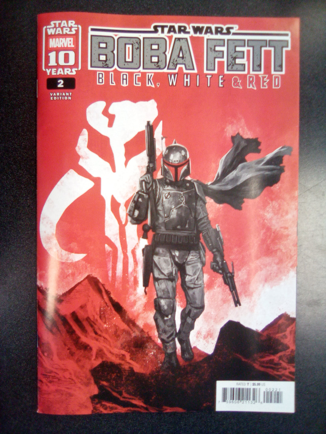 Star Wars: Boba Fett   Black, White & Red #2 Skan Variant