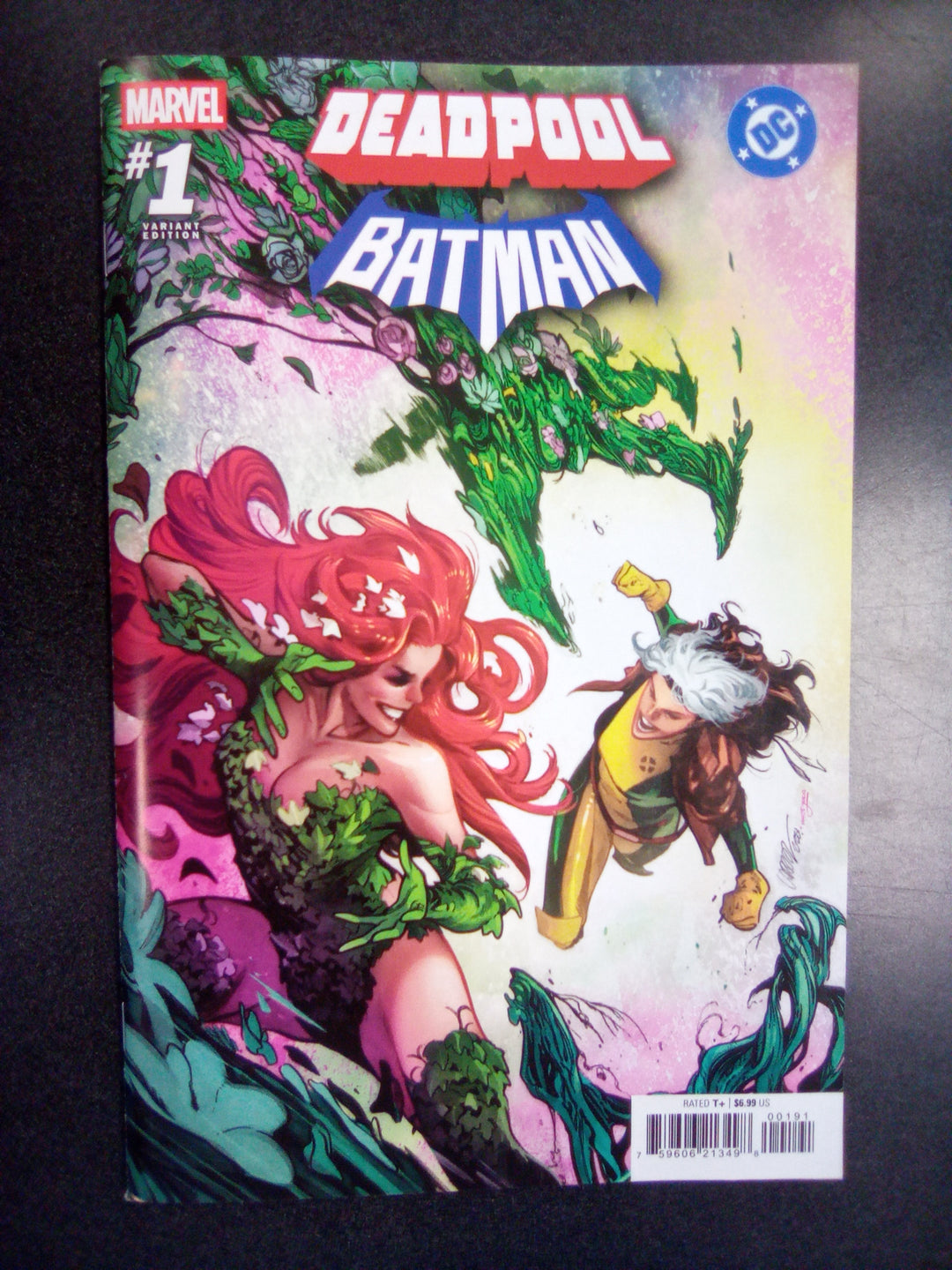 Marvel/DC: Deadpool/Batman #1 Pepe Larraz Variant