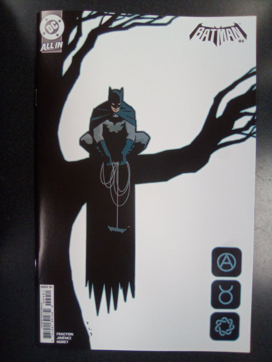 Batman #4 Cover G 1:25 David Aja Variant