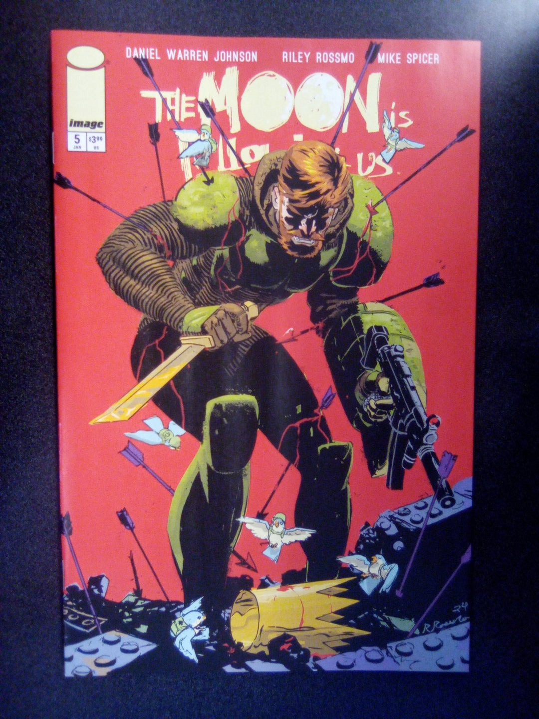 The Moon Is Following Us #5 (Of 10) Cover A Riley Rossmo