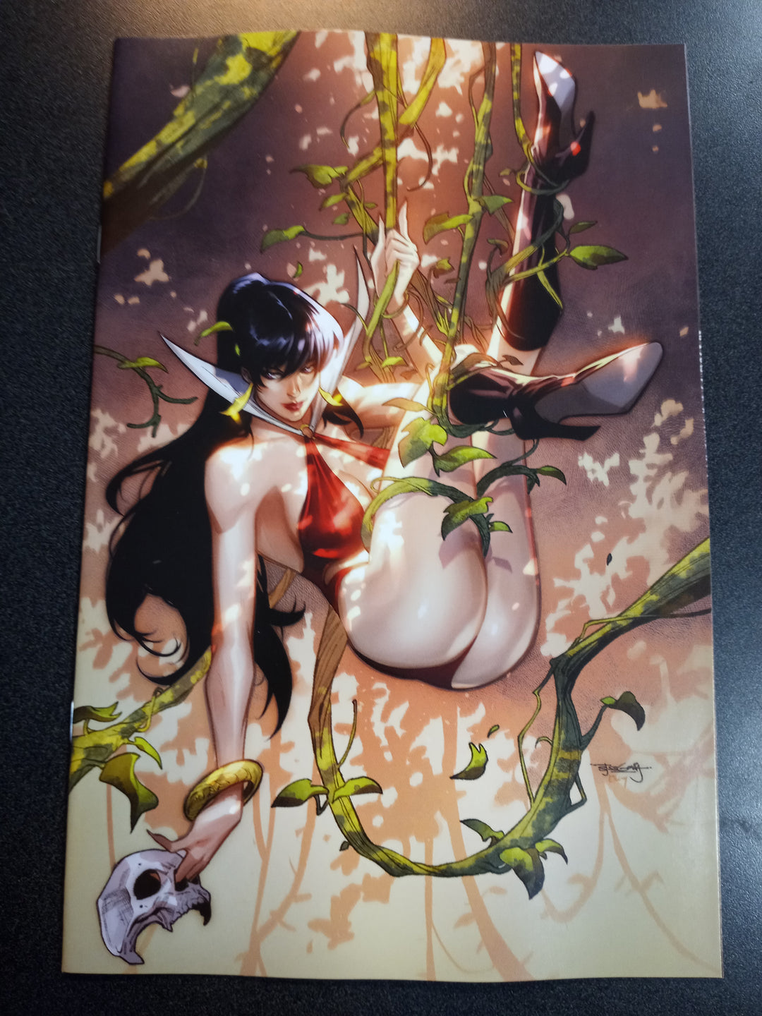 Vampirella Strikes #6 Cover J 30 Copy Variant Edition Segovia Virgin