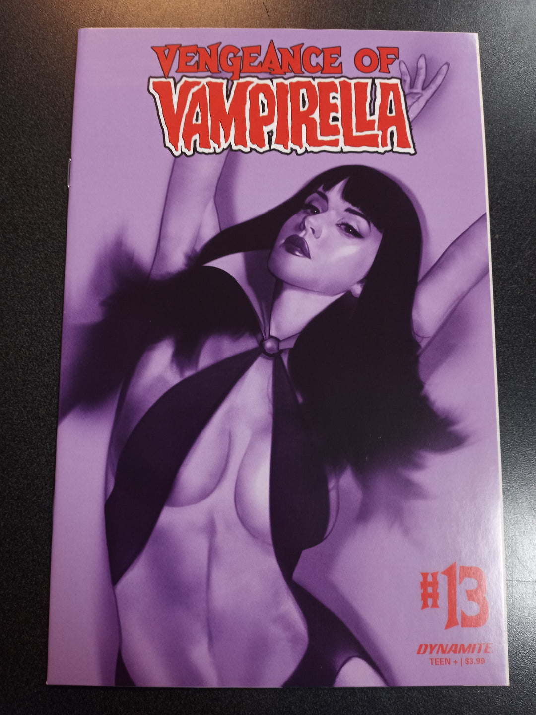 Vengeance Of Vampirella #13 1:40 Oliver Tint Variant