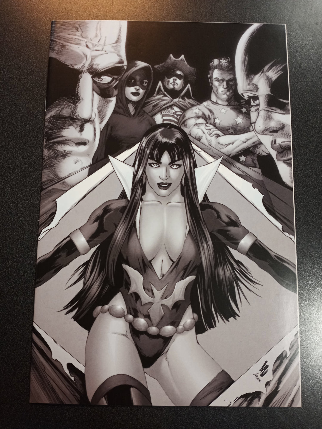 Vampirella Dark Powers #2 1:25 Lau B&W Virgin Variant