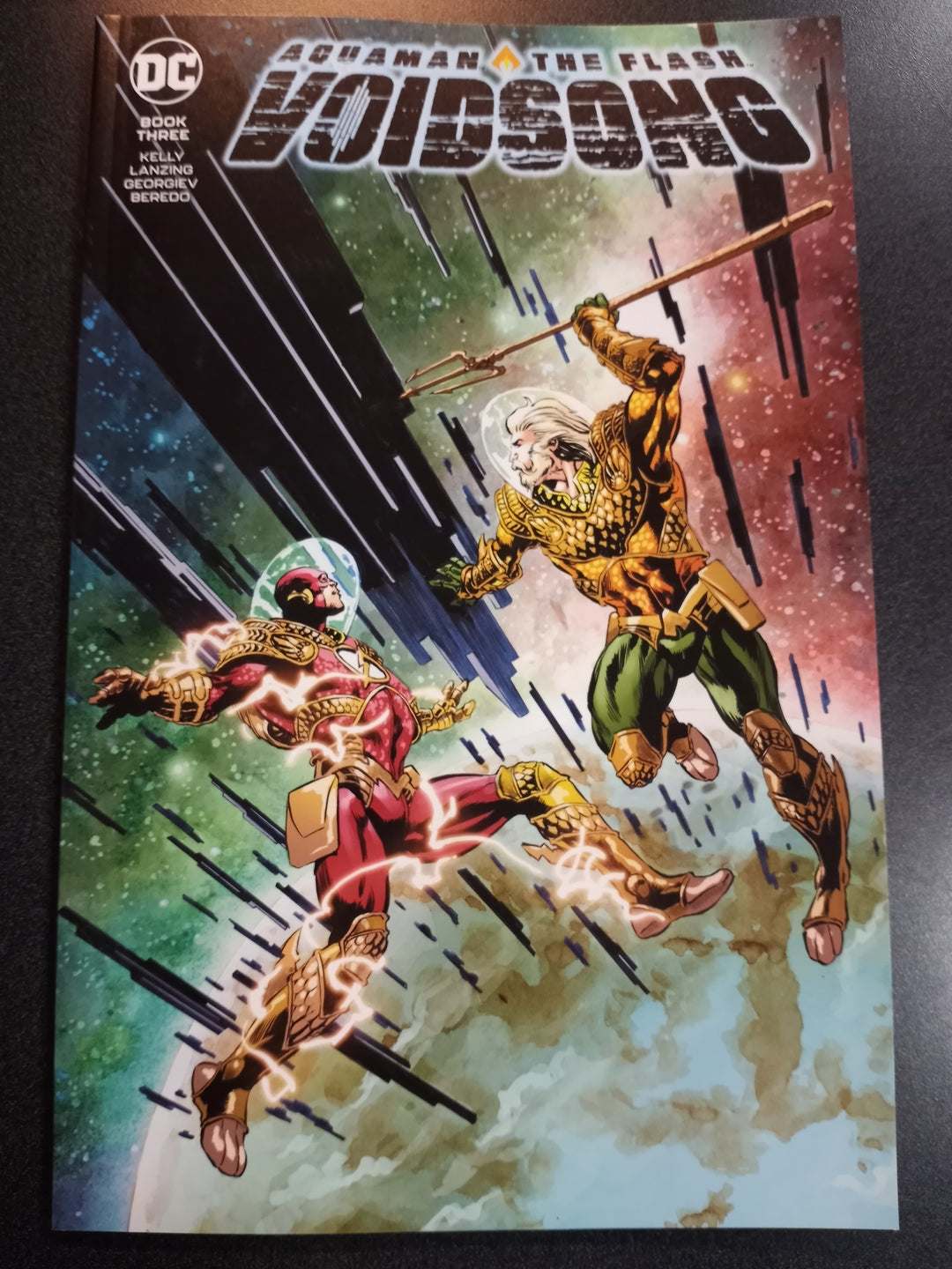 Aquaman & The Flash Voidsong #3 (Of 3) Cover A Mike Perkins