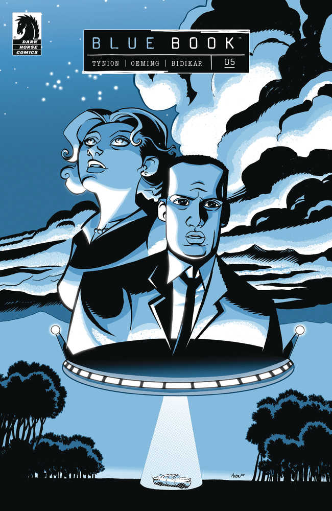 Blue Book I #5 (Cover A) (Michael Avon Oeming)