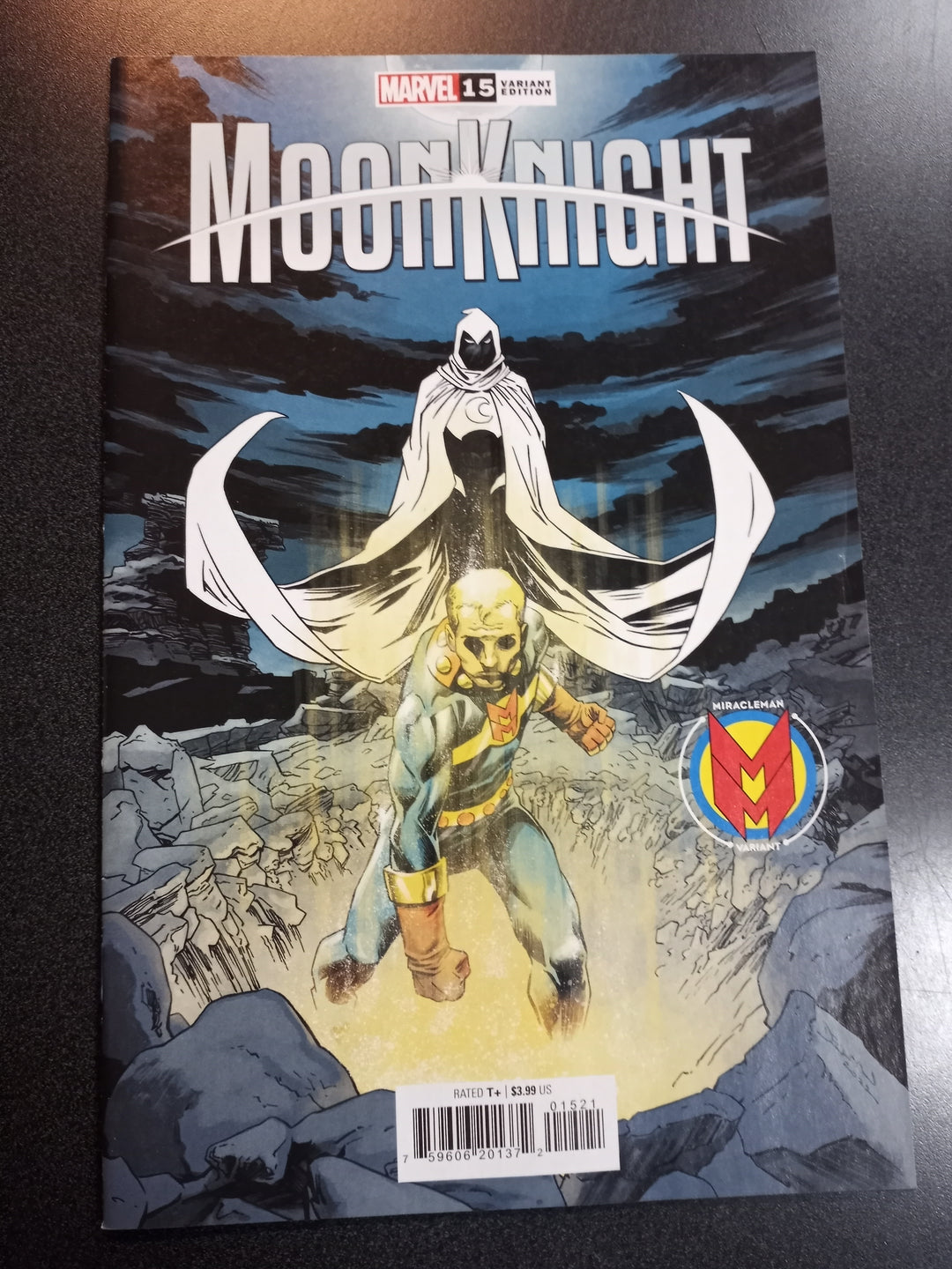 Moon Knight #15 Shalvey Miracleman Variant