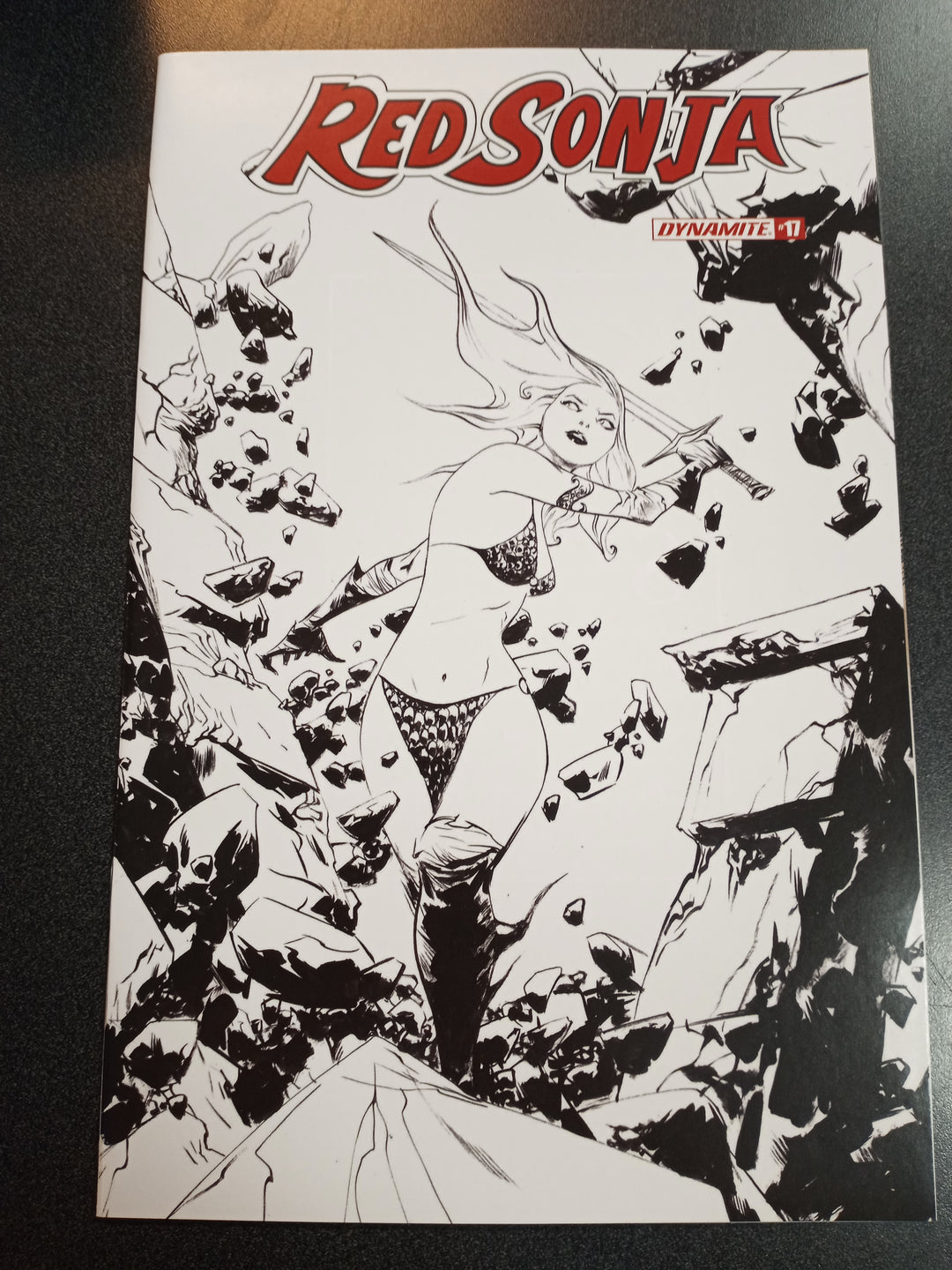 Red Sonja #17 1:30 Lee B&W Variant