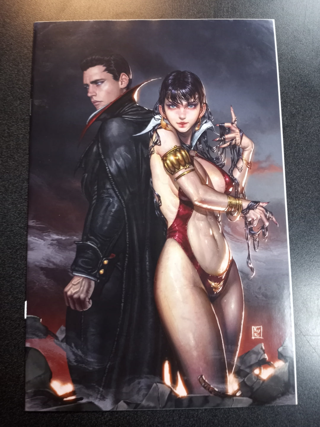 Vampirella #25 1:50 KyuYong Eom Virgin Variant