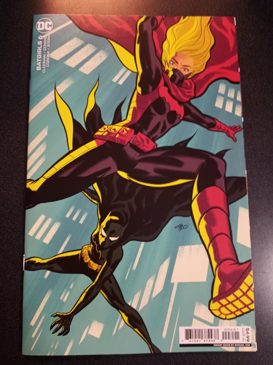 Batgirls #6 Cover B Michael Cho Card Stock Variant