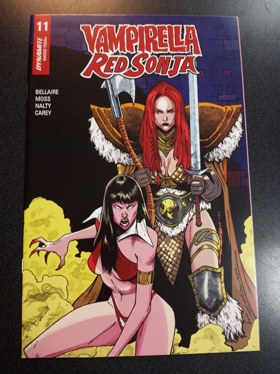 Vampirella Red Sonja #11 1:7 Peeples Homage Variant