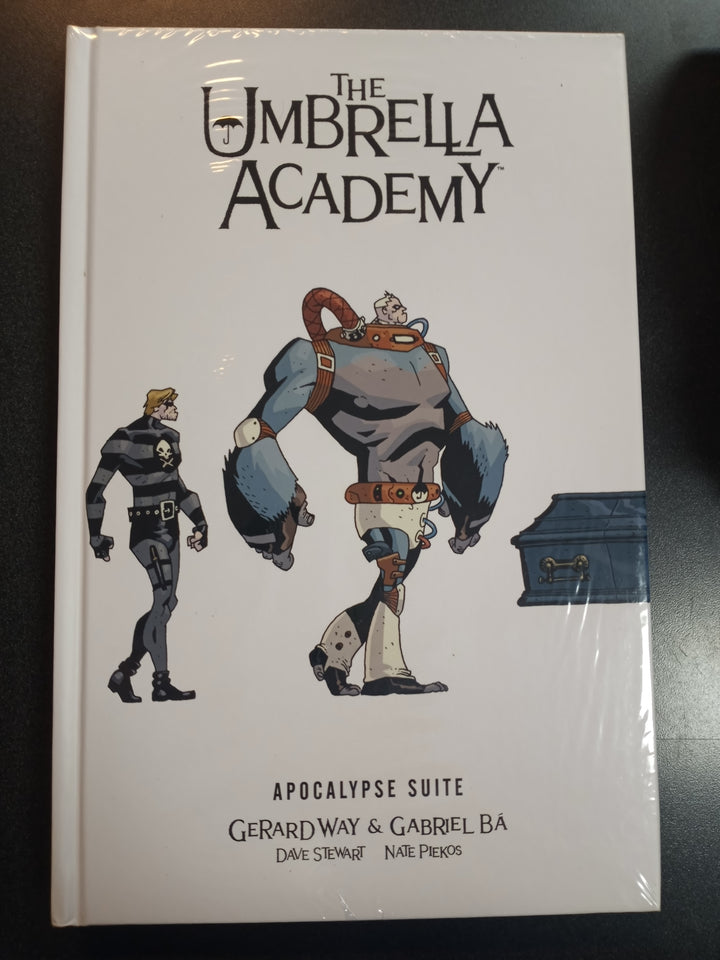 Umbrella Academy Apocalypse Suite Hardcover Retailer Variant