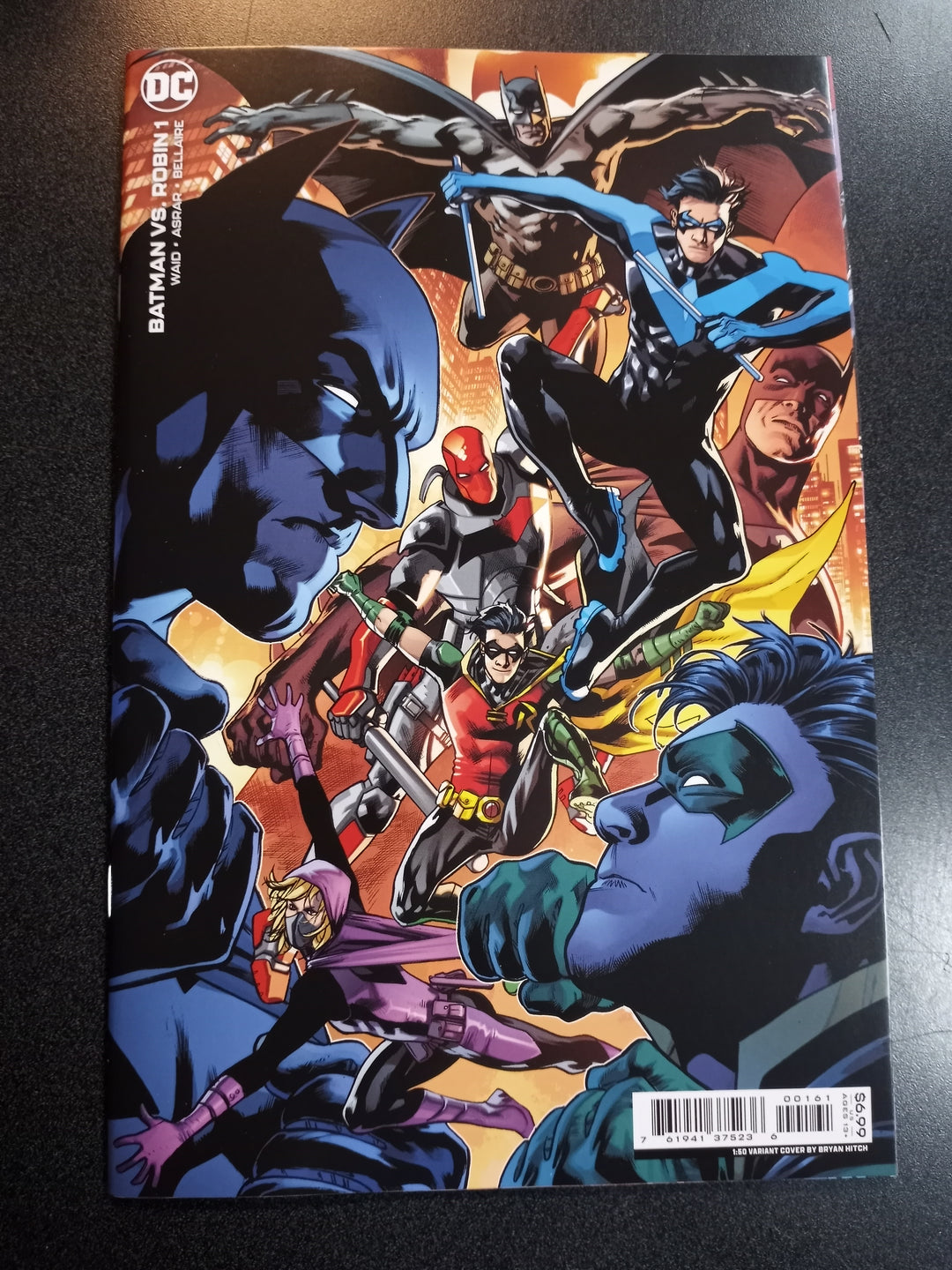 Batman vs Robin #1 (Of 5) Cover I 1 in 50 Bryan Hitch Card Stock Variant