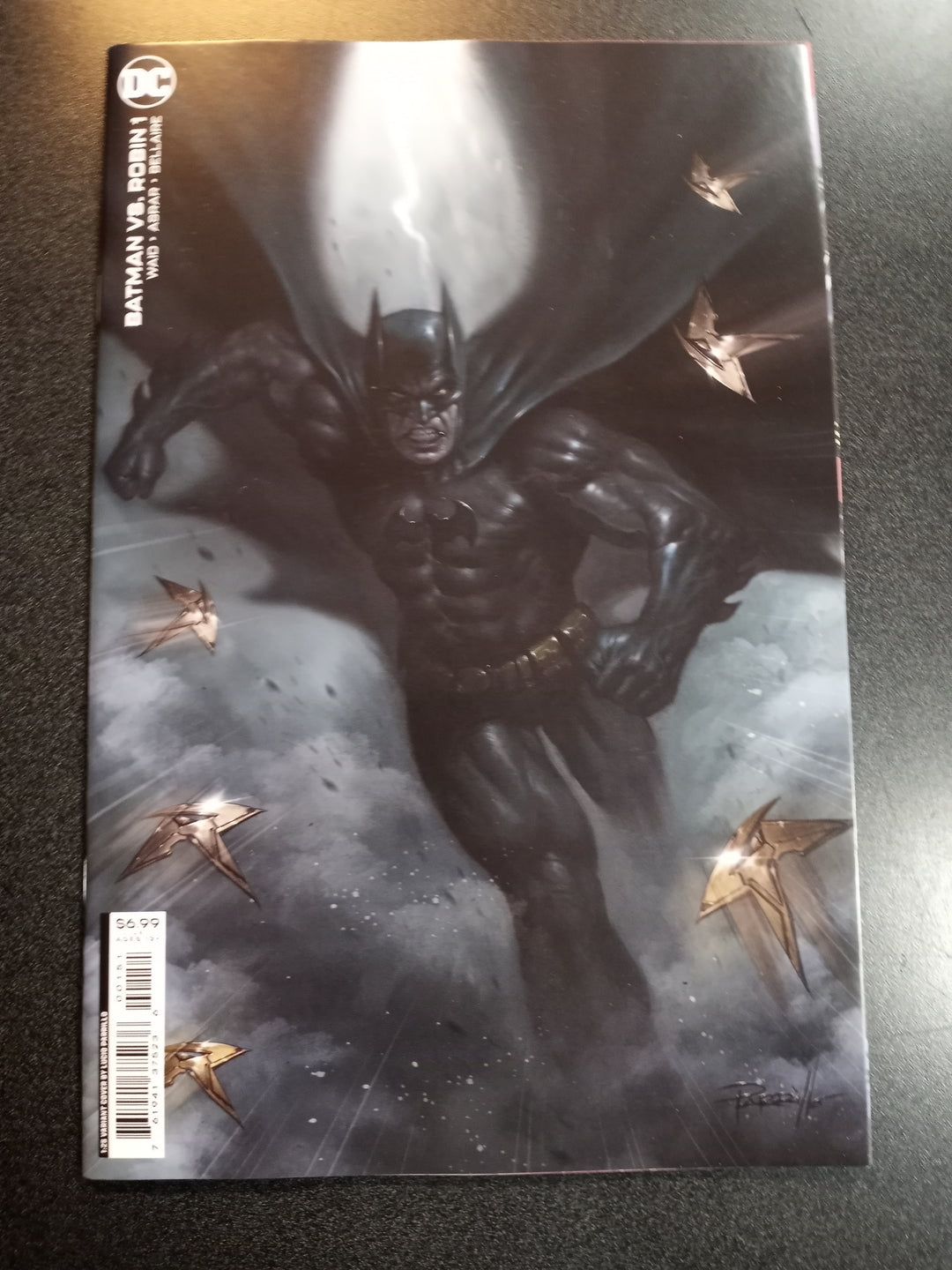 Batman vs Robin #1 (Of 5) Cover H 1 in 25 Lucio Parrillo Card Stock Variant