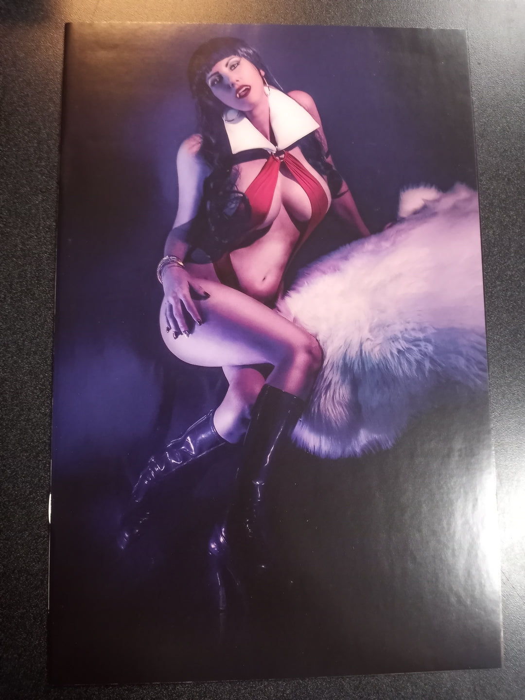 Vengeance Of Vampirella #2 1:20 Cosplay Virgin Variant